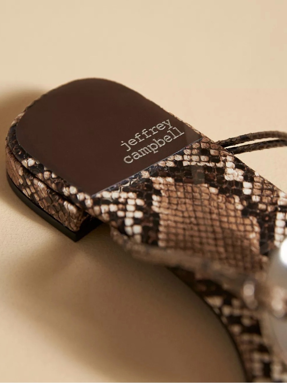 New Anthropologie Jeffrey Campbell Chance-it Sandal Snake Print Silver Disc SZ 9 - Picture 4 of 9